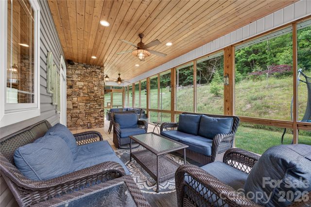 227 Black Bear Cove, Clyde, NC 28721