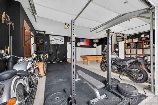 227 Black Bear Cove, Clyde, NC 28721