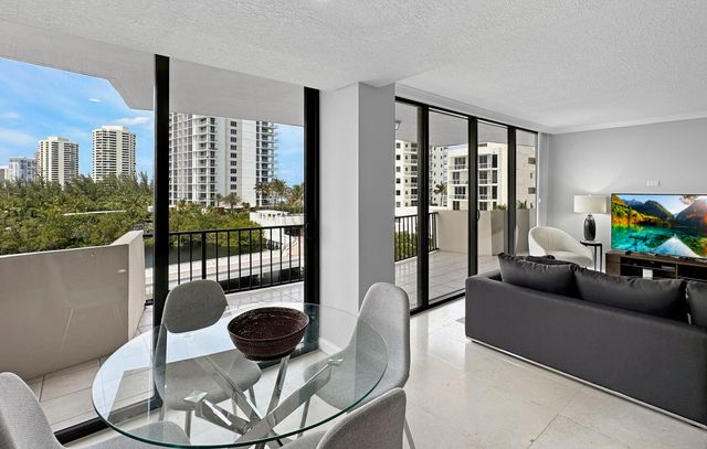 4200 N Ocean Drive 2-506, Singer Island, FL 33404