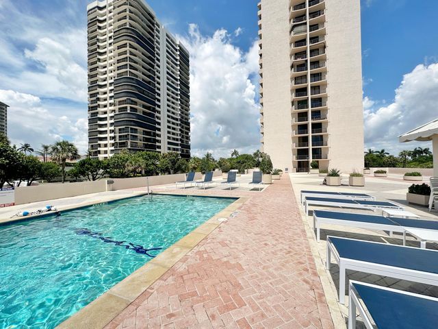 4200 N Ocean Drive 2-506, Singer Island, FL 33404