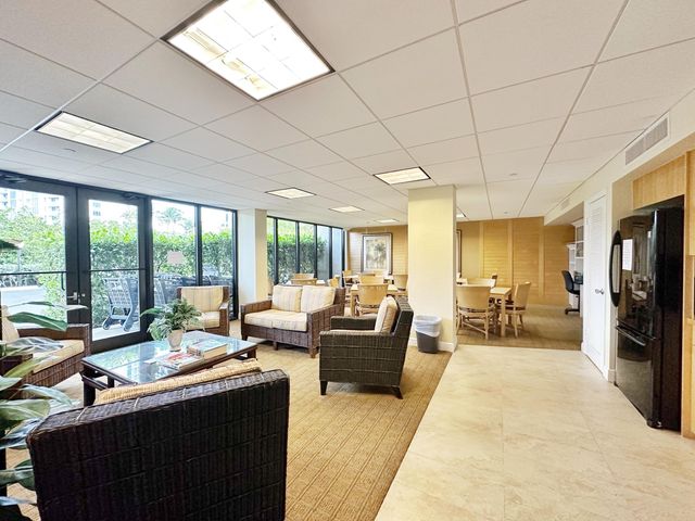 4200 N Ocean Drive 2-506, Singer Island, FL 33404