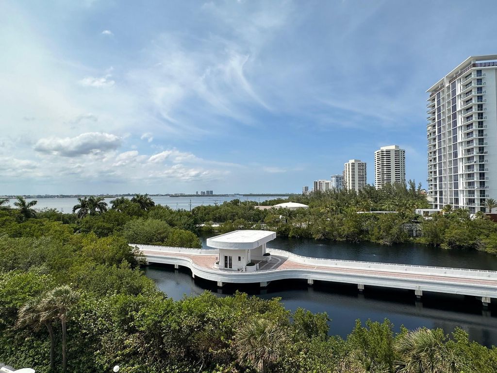 4200 N Ocean Drive 2-506, Singer Island, FL 33404