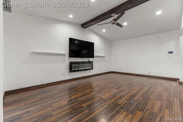 2168 Garry Drive, Troy, MI 48083