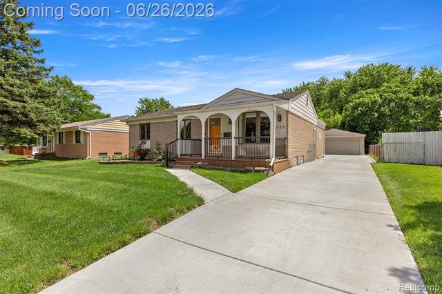 2168 Garry Drive, Troy, MI 48083