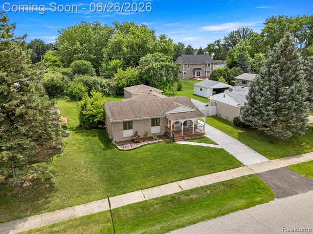 2168 Garry Drive, Troy, MI 48083