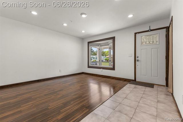 2168 Garry Drive, Troy, MI 48083