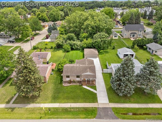 2168 Garry Drive, Troy, MI 48083