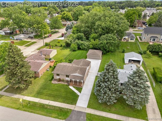 2168 Garry Drive, Troy, MI 48083
