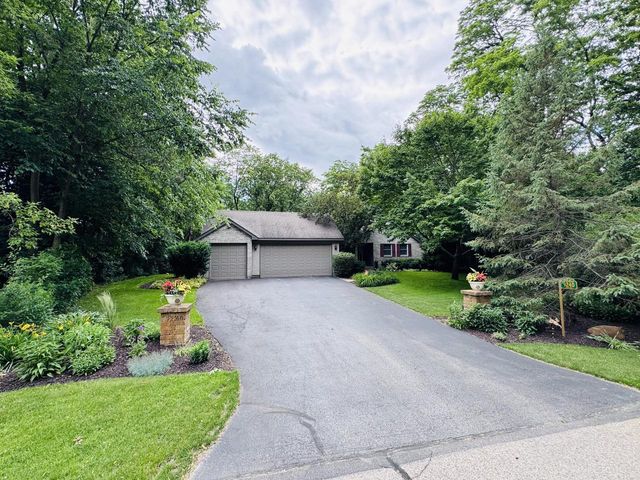 9240 400th AVENUE, Genoa City, WI 53128