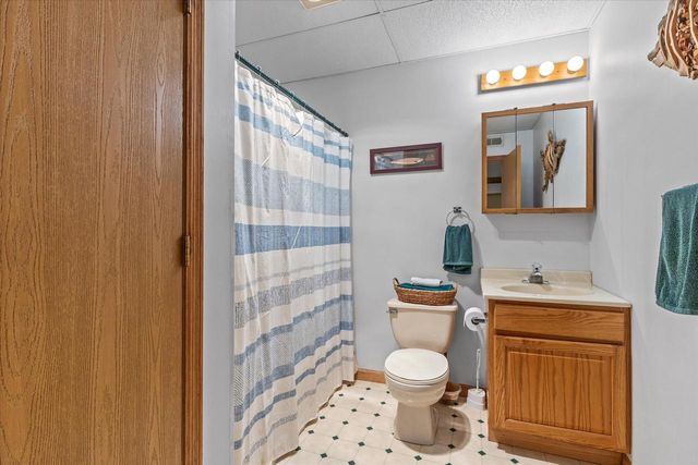 9240 400th AVENUE, Genoa City, WI 53128