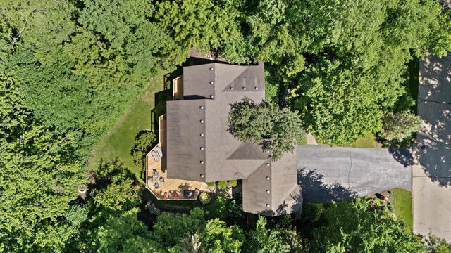 9240 400th AVENUE, Genoa City, WI 53128