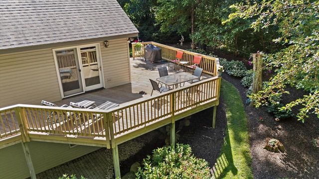 9240 400th AVENUE, Genoa City, WI 53128