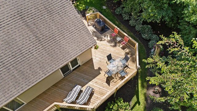 9240 400th AVENUE, Genoa City, WI 53128