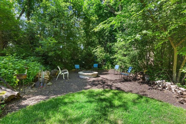 9240 400th AVENUE, Genoa City, WI 53128