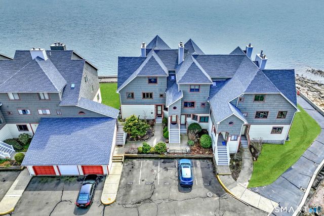 2 Old Town Highway 39, East Haven, CT 06512