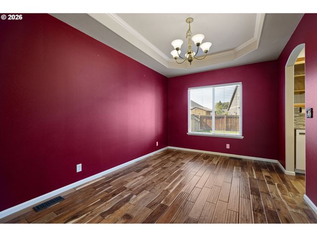 3570 KORBEL St, Eugene, OR 97404