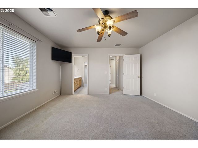 3570 KORBEL St, Eugene, OR 97404
