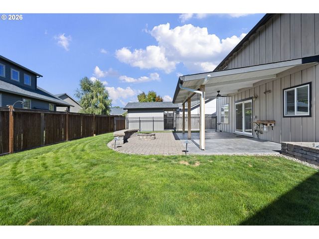 3570 KORBEL St, Eugene, OR 97404