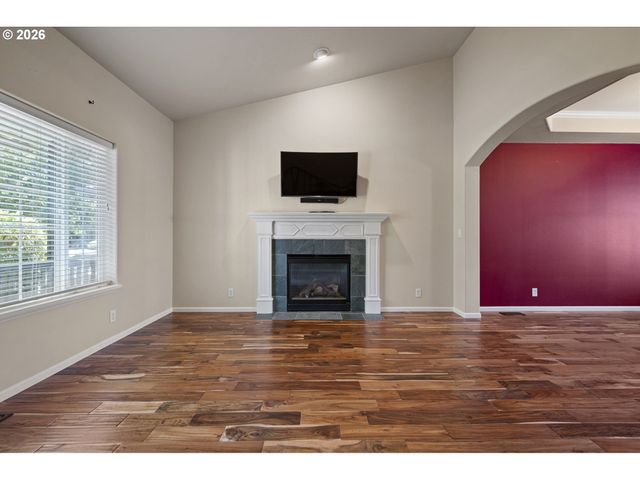 3570 KORBEL St, Eugene, OR 97404