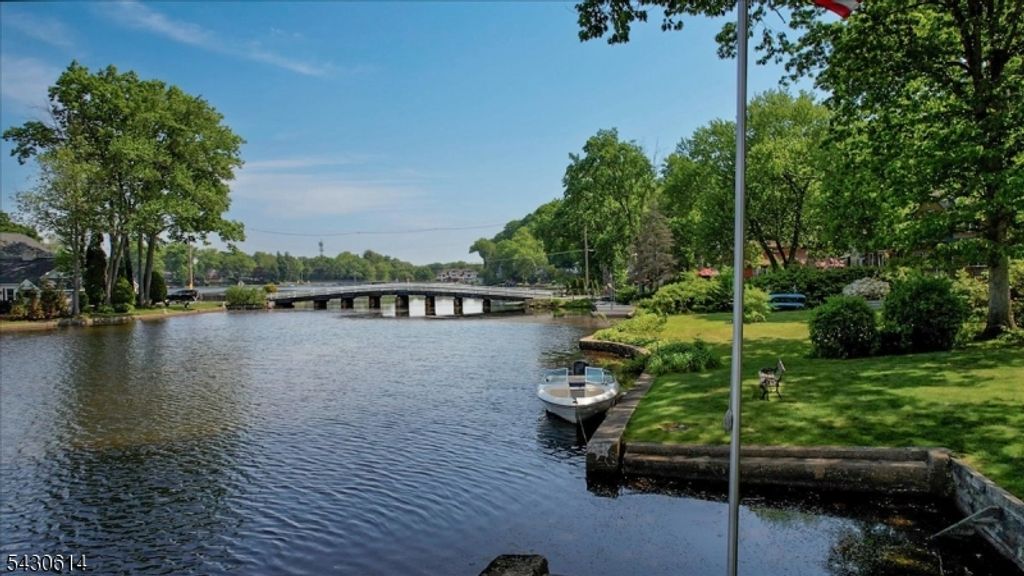 63 E Shore Rd, Denville Twp., NJ 07834 — photo 4