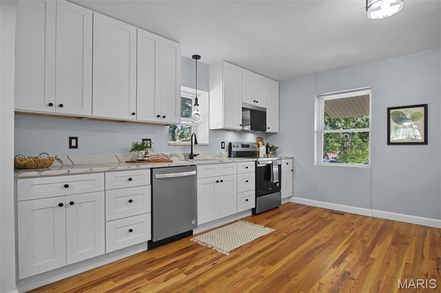 5500 Lindenwood, St Louis, MO 63109