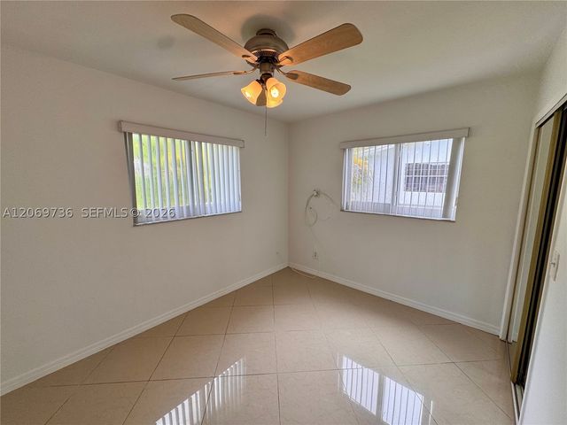 4720 SW 25th Ter, Dania Beach, FL 33312