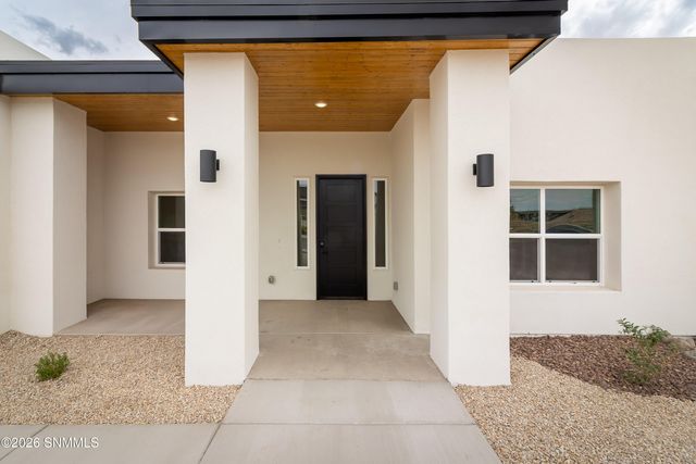 710 Appaji Court, Las Cruces, NM 88005