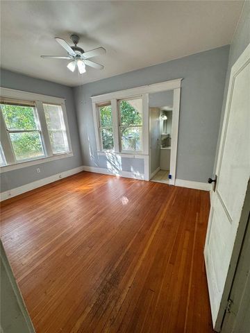 1920 E PARIS STREET, Tampa, FL 33610