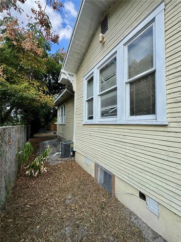 1920 E PARIS STREET, Tampa, FL 33610