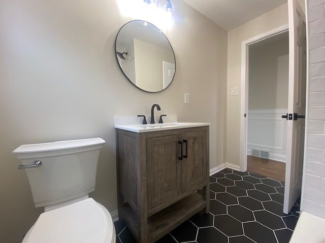 4931 S Knox Avenue, Chicago, IL 60632