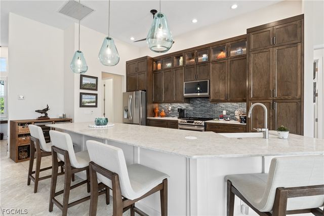 1914 SE 21st ST, Cape Coral, FL 33990