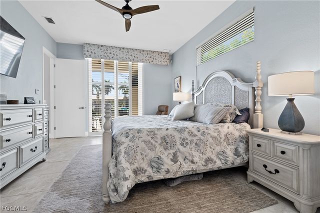 1914 SE 21st ST, Cape Coral, FL 33990