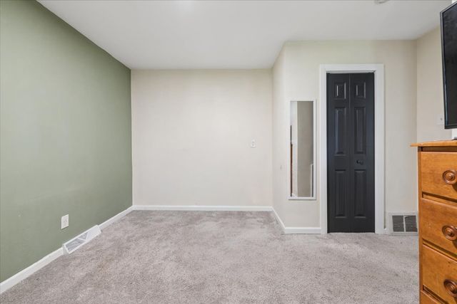 121 Davison Street, Joliet, IL 60433