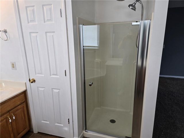 2128 SW British Drive, Lee's Summit, MO 64081
