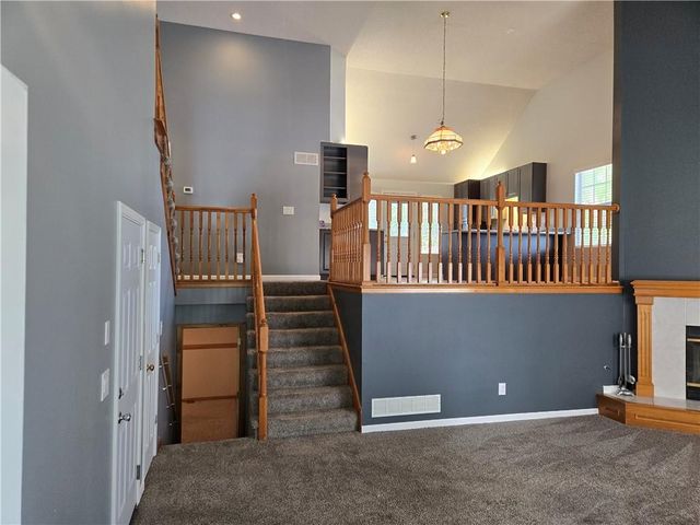 2128 SW British Drive, Lee's Summit, MO 64081