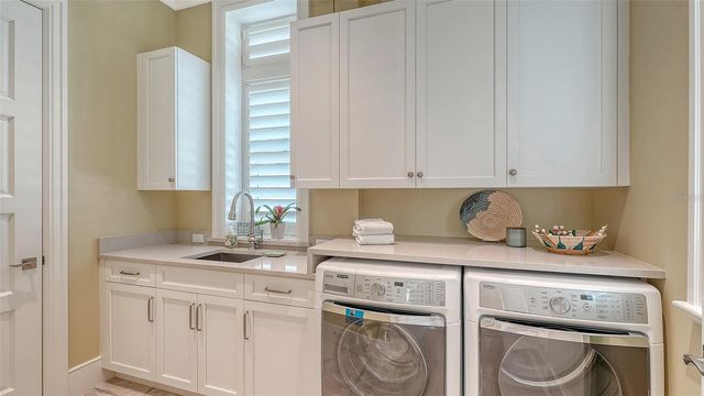 5005 GULF OF MEXICO DRIVE 4, Longboat Key, FL 34228