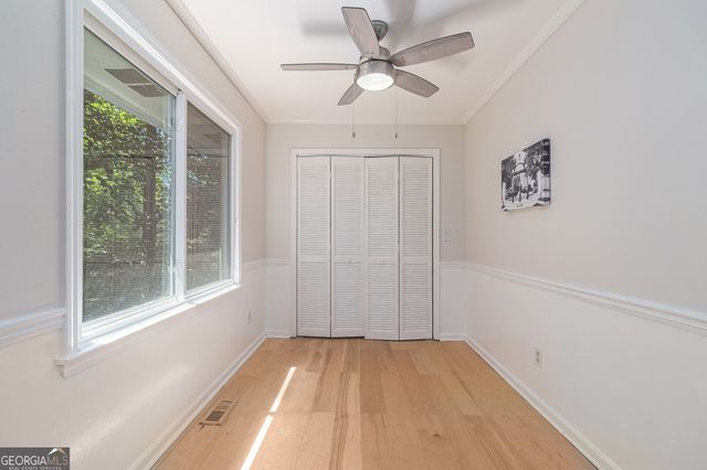 1402 McLendon Drive, Decatur, GA 30033