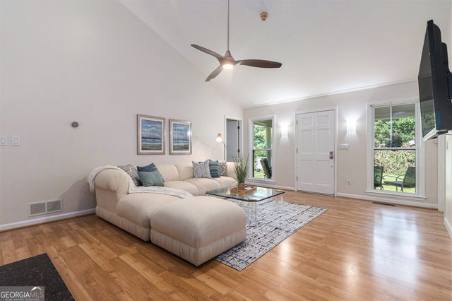 1402 McLendon Drive, Decatur, GA 30033