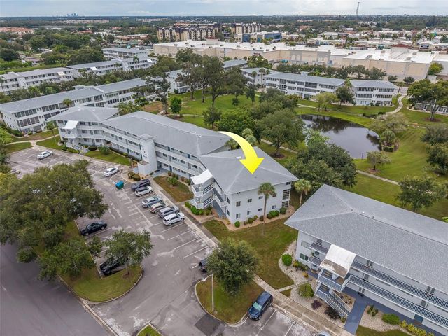 11224 82ND AVENUE 310, Seminole, FL 33772