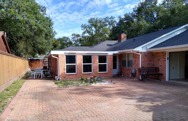 11322 Oak Spring Drive, Houston, TX 77043