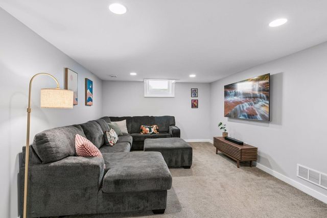 3207 Cleveland Street NE, Minneapolis, MN 55418