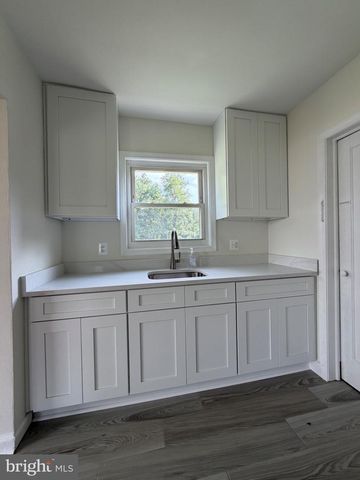 1447 F ST, Woodbridge, VA 22191