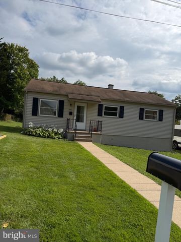 1447 F ST, Woodbridge, VA 22191