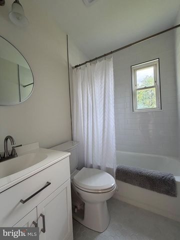 1447 F ST, Woodbridge, VA 22191