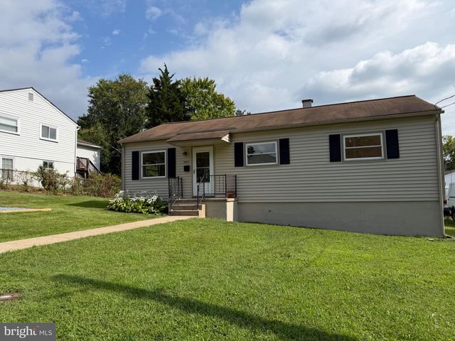 1447 F ST, Woodbridge, VA 22191