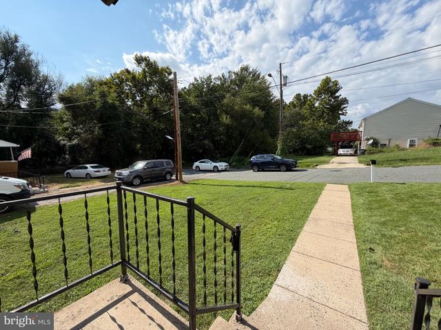 1447 F ST, Woodbridge, VA 22191
