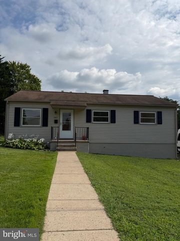 1447 F ST, Woodbridge, VA 22191