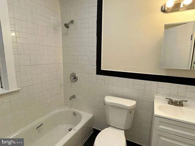 510 N HERMITAGE AVE, Trenton, NJ 08618