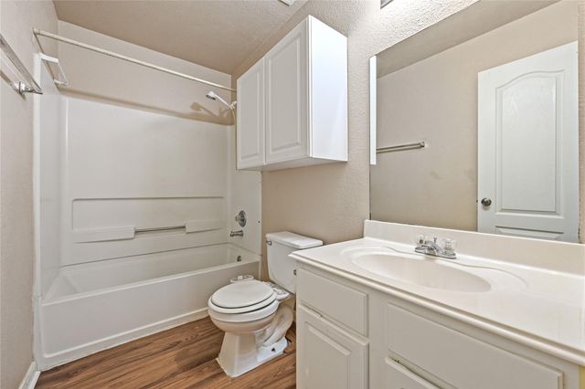 15822 Kings Cypress Lane, Cypress, TX 77429