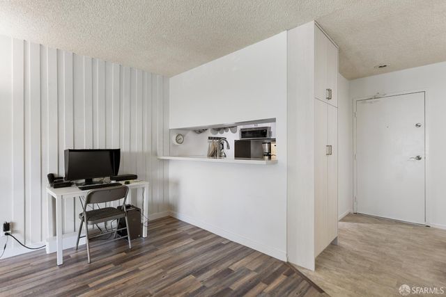 65 Ora Way 103C, San Francisco, CA 94131